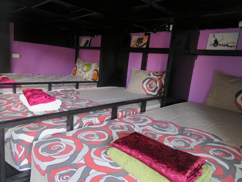 Same Same Guesthouse, Bar & Restaurant (Adults Only) Haad Rin Esterno foto