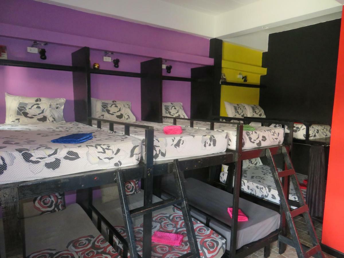 Same Same Guesthouse, Bar & Restaurant (Adults Only) Haad Rin Esterno foto