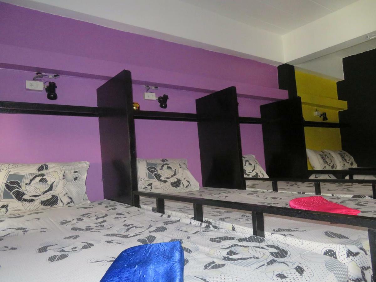 Same Same Guesthouse, Bar & Restaurant (Adults Only) Haad Rin Esterno foto