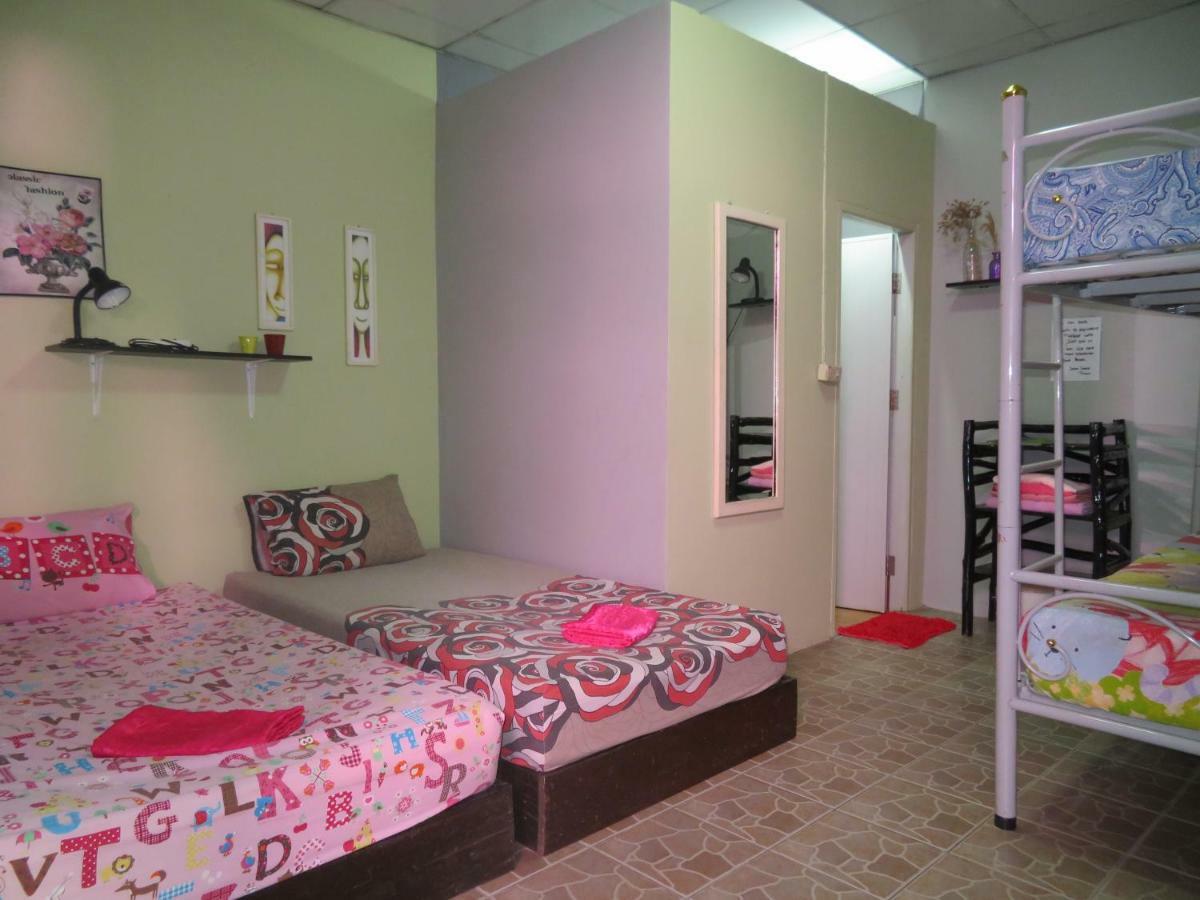 Same Same Guesthouse, Bar & Restaurant (Adults Only) Haad Rin Esterno foto