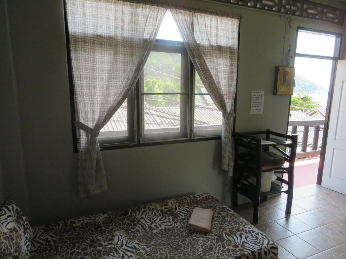 Same Same Guesthouse, Bar & Restaurant (Adults Only) Haad Rin Esterno foto